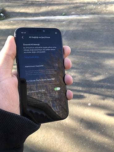 IPhone 11, 64 GB, Qara, Face ID — 4