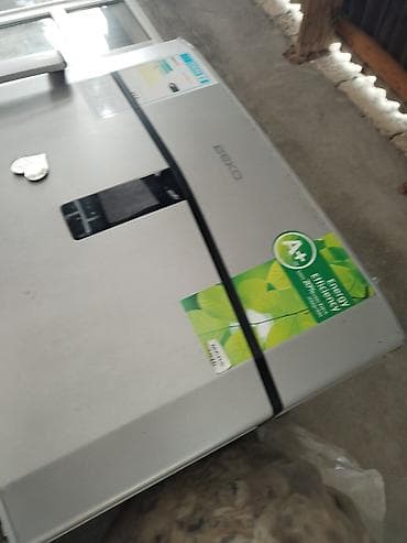 2 qapılı Beko Soyuducu Satılır, rəng - Gümüşü, Dispenserli