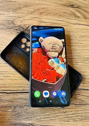 Техника и электроника: Samsung Galaxy A52, 128 ГБ, цвет - Синий, Отпечаток пальца, Две SIM карты, Face ID — 1