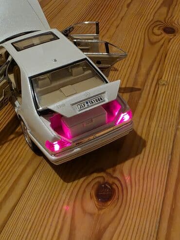 1 43 modelka: Kolleksiya üçün detalı maket avtomobil - Miqyas: təxmini 1:18 - — 7