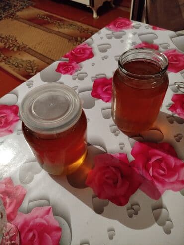 Məhsul: Şüşə bankalarda təbii bal biri 30m