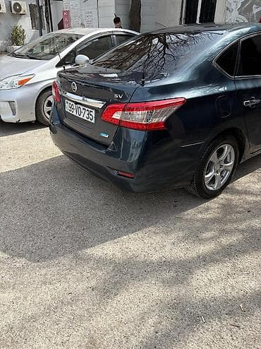 barmaqlıq: Nissan Sentra: 1.8 l | 2013 il Sedan — 7