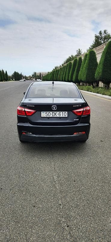 cruze qapi: Changan Alsvin: 1.6 l | 2017 il 240000 km Sedan — 4