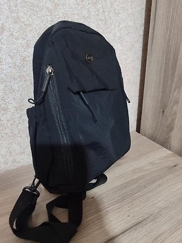 Qaçış trenajorları: Qara rəngli çoxfunksiyalı bel çantası - Ölçülər: təqribən 28 sm — 5