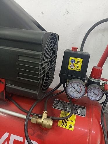 50 litrelik hava kompresörü: Kompressor satılor 50lıtrdı 1hefde olar alınıb Rusıyaya gedırem dıyene — 1