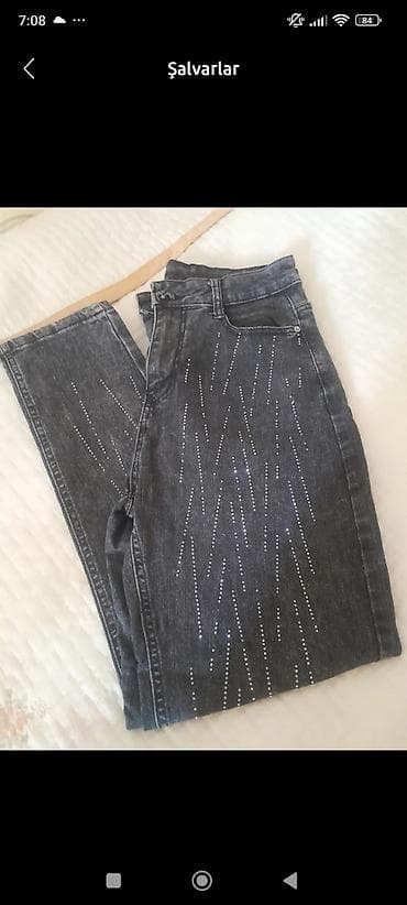 Qadın jeans şalvar - Rəng: tünd boz/“washed” effektli denim - Dizayn