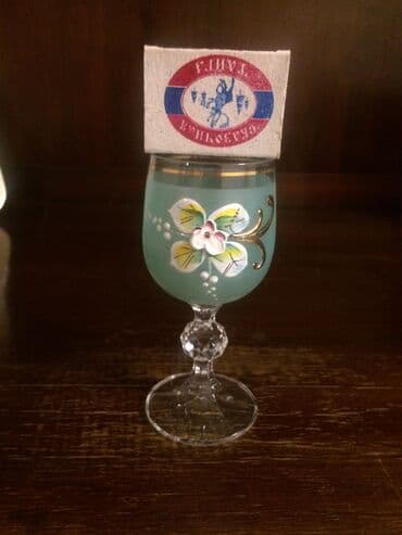 şüşə banka istehsalı: Qədəhlər — 1