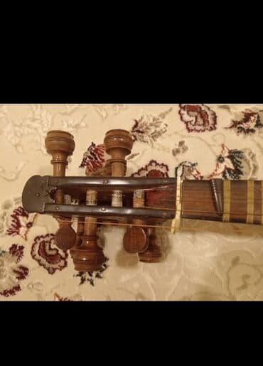 Tar – milli simli musiqi aləti - Korpus: iki kameradan ibarət, armud — 4