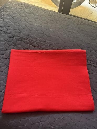 bir balaca sandiqca: Sovet dövrünün sətin parca
1x6 ölcü — 1