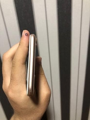 iphone 70: IPhone 8 Plus, 64 GB, Qızılı, Barmaq izi, Simsiz şarj — 5