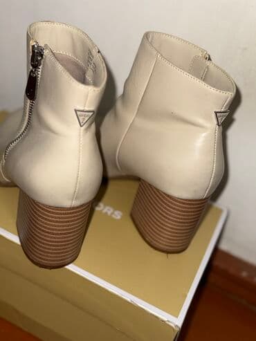 qadin botlari: Qısaboğaz, Guess, Ölçü: 38, rəng - Bej, İşlənmiş — 2