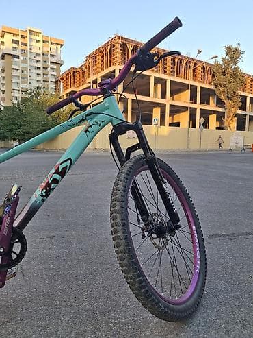 mini velosiped: BMX GTR 359
barter edilir — 5