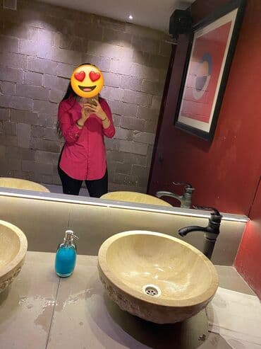 eninə qadın şubaları: Рубашки и блузы — 1