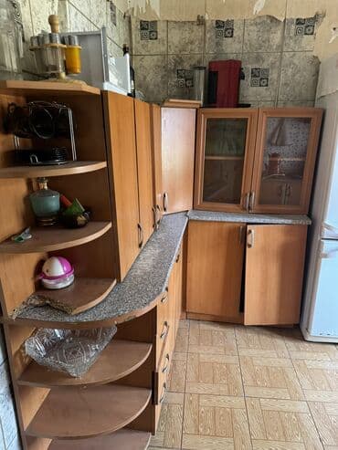 купить кухонную мебель бу: Metbext mebeli 80azn yuxarsini ozumuz awagi qoymuwug alanda yuxardan — 1