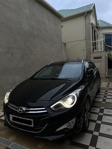 e 3 2: Hyundai i40: 1.7 l | 2012 il Universal — 2