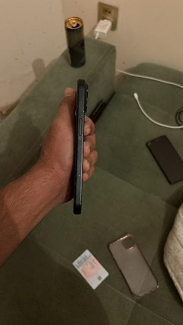 iphone pro max 14: IPhone 15, 128 GB, Qara, Face ID — 6