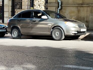 авто в кредит: Hyundai Accent: 1.5 л | 2008 г. Седан — 17
