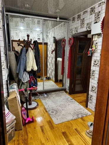 9 ci mikrorayon satilan evler: Bakı, Köhnə Günəşli, 2 otaqlı, Köhnə tikili, m. Əhmədli, 60 kv. m — 10