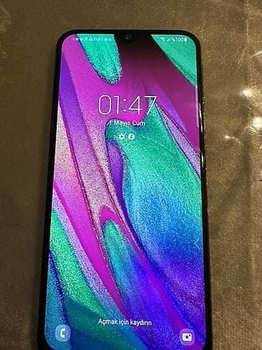 samsung j 10: Samsung Galaxy A40, 64 GB, rəng - Qara, Barmaq izi — 1