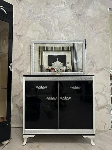 suse masa: Hər ikisi birlikdə 330 azn Qonaq otağı üçün vitrindən və — 3