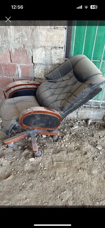 xalca uzu: Təkərli, Qolları tənzimlənmir, Süni dəri — 1