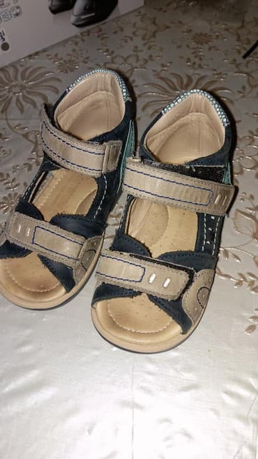 Bodi: 2.3 yasli usaq ucun ortopedik ayyaqabi.80 manata Maskvadan alinib.23 — 1