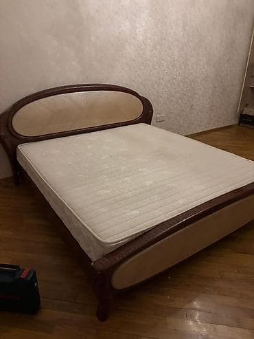 taxt dəmiri: Taxt matras daxildir. Altının demiri yoxdur. 70azn cüzi odeniwle — 1