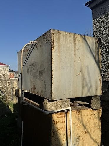 dəmir çənlər: Bak, Metal, 2000 l l, İşlənmiş — 1