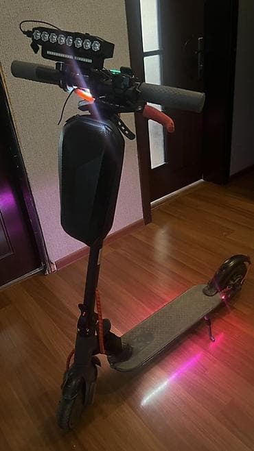 elektrikli saat: İşlənmiş Elektrik samokat 8", 251 - 350 Vt, 26 - 35 km/s — 3