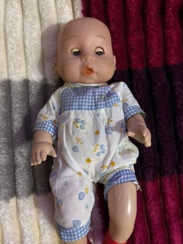 yeni doğulmuşlar üçün adamcıqlar: Каждое за 2 манат Hər biri 2 manat Oyuncaq bebeklər – 2 ədəd - — 2