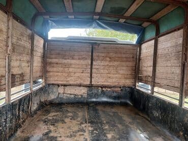 reduktor suretler qutusu: Yükdaşıma üçün praktik “Gazelle” tipli furqon. Xüsusiyyətlər: - Ön — 4