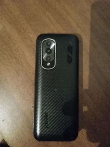 KGtel düyməli mobil telefon - Kompakt korpus, iri və rahat fiziki — 2