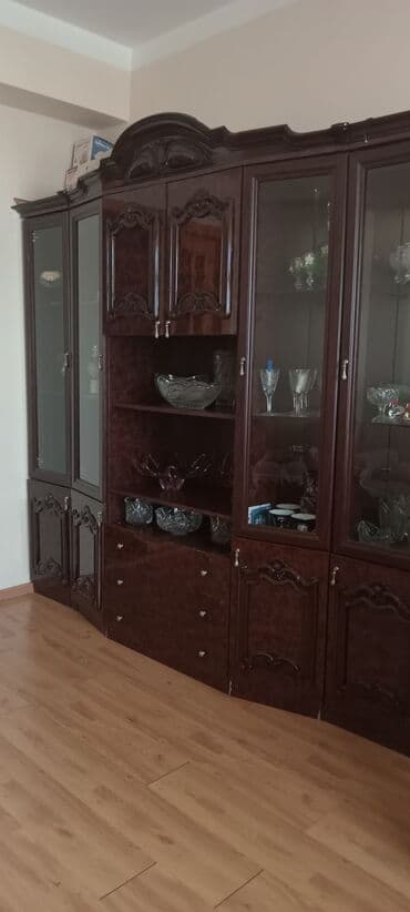 qedimi dolab: Dolab, Kredit yoxdur — 1