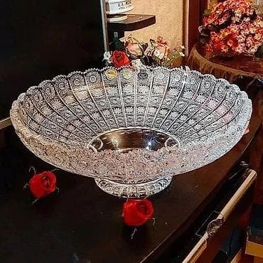 Tom en boyuk olcude meyve qabi. 41sm