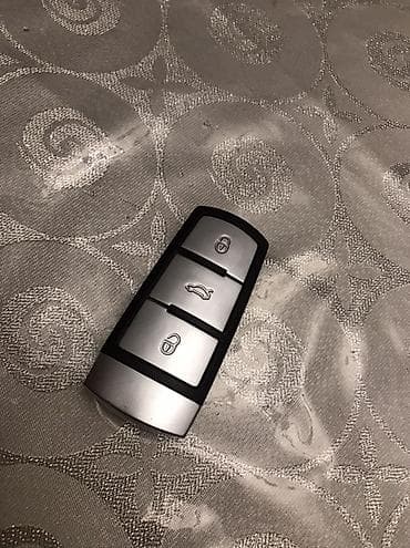Avtomobil üçün uzaqdan idarəetmə açar fob - Üç düymə: kilidləmə, açma