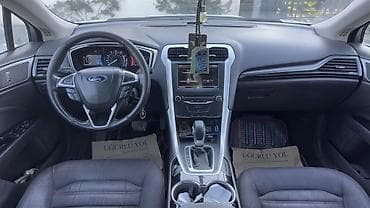 Avtomobil satışı: Ford Fusion sedan – salon və idarəetmə - VIN: 3FA6P0HD4ER298689 - — 2