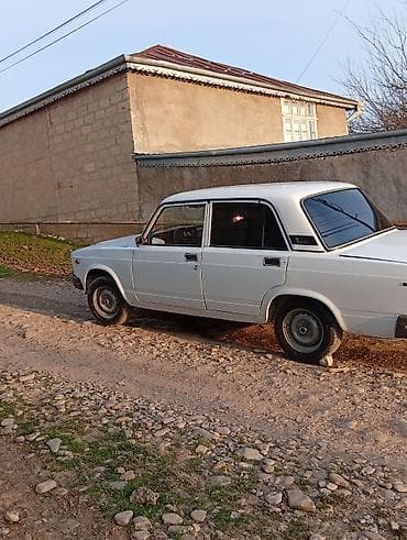sport rol: Lada 2107 sedan – klassik ağ rəngli model Texniki xüsusiyyətlər və — 5
