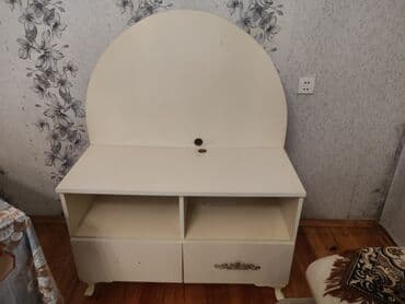 купить компьютерный стол бу: Б/у, Прямой ТВ стенд, С полками, Ламинат — 2