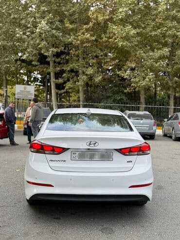 купить чехлы на авто: Hyundai Elantra: 1.6 л | 2017 г. Седан — 5