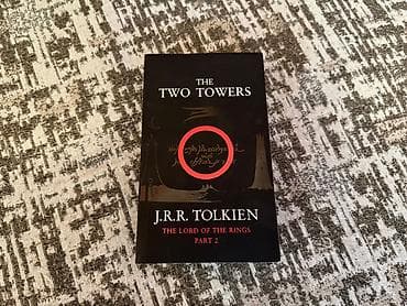 ingilisce: The Lord of the Rings: The Two Tower Tamamilə yeni və istifadə — 1