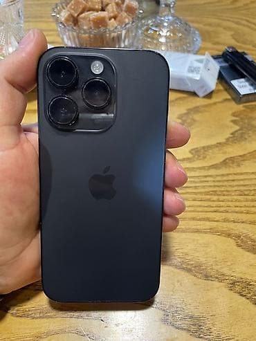 iphon xr: IPhone 14 Pro, Qara — 3