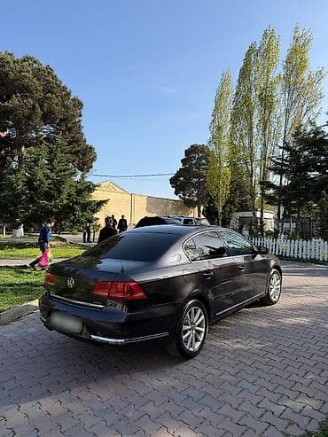 avto 444: Volkswagen Passat: 2.5 l | 2012 il Sedan — 5