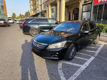 bak cən: Honda Accord: 2.4 l | 2012 il Sedan — 8