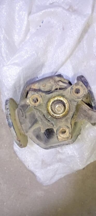 Arxa, Mercedes-Benz E 190, 1993 il, İşlənmiş