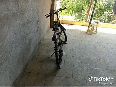 Velosiped – dağ/şosse tipli, qara-sarı dizayn. Texniki xüsusiyyətlər — 2