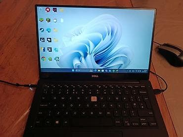 Salam ekraninda problem var parlagligi artiranda yanir sonur basqa hec