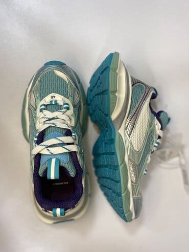 qadınlar üçün hündür ketlər converse: Orginal Məhsul: İdman üslubunda krossovkalar - Rənglər: mavi-yaşıl — 3