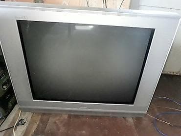 televizo: Televizor JVC 72 sm. satılır.Ekran təzə kimi göstərir. Pultu — 1