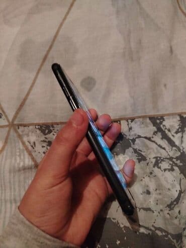 en ucuz 90 fps telefonlar: IPhone 7, Qara, Barmaq izi — 3