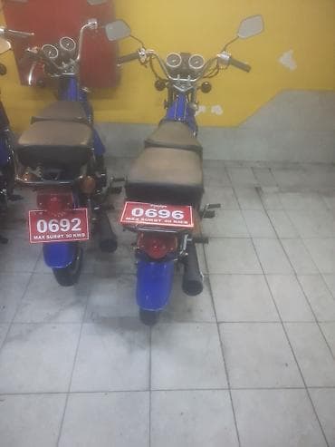 şuadan qoruyan eynək: GsBike NEO 4S moped/motosiklet - Rəng: mavi - Model üzərində “NEO 4S” — 4